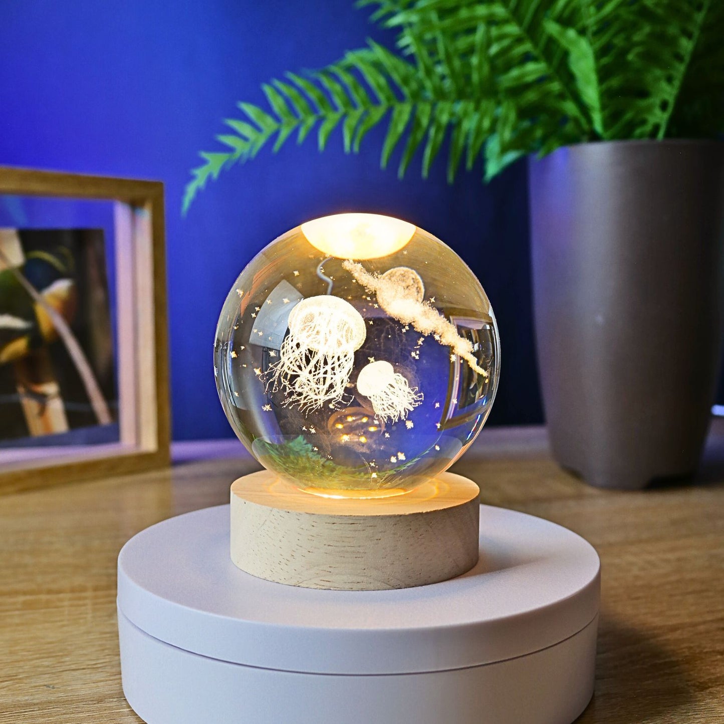 Lampara Bola De Cristal LED Medusas y Luna