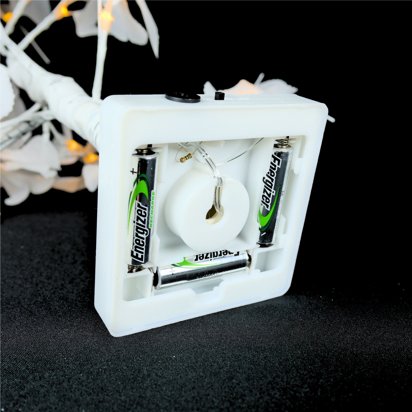 Arbol LED Blanco Sin Hojas Blanco