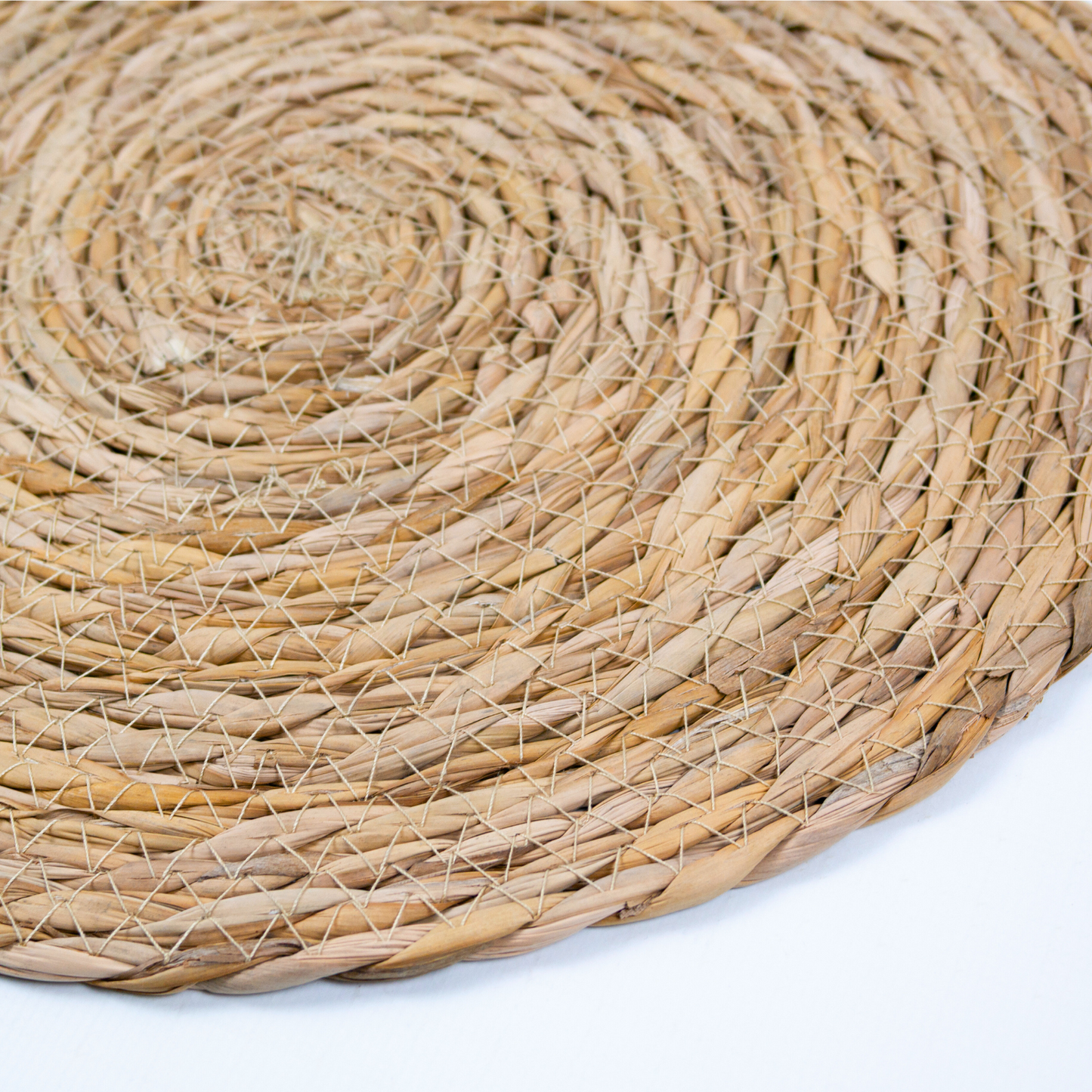 Individual Redondo de Rattan  Fibras Naturales Tejido a Mano