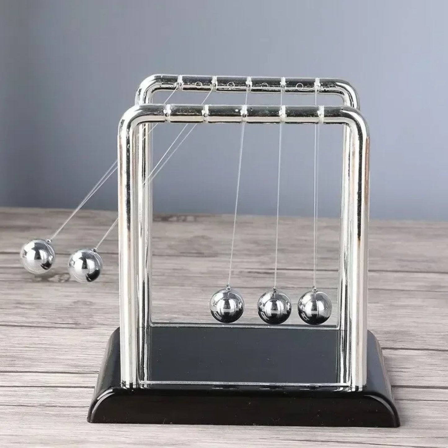 Péndulo de Newton Metálico