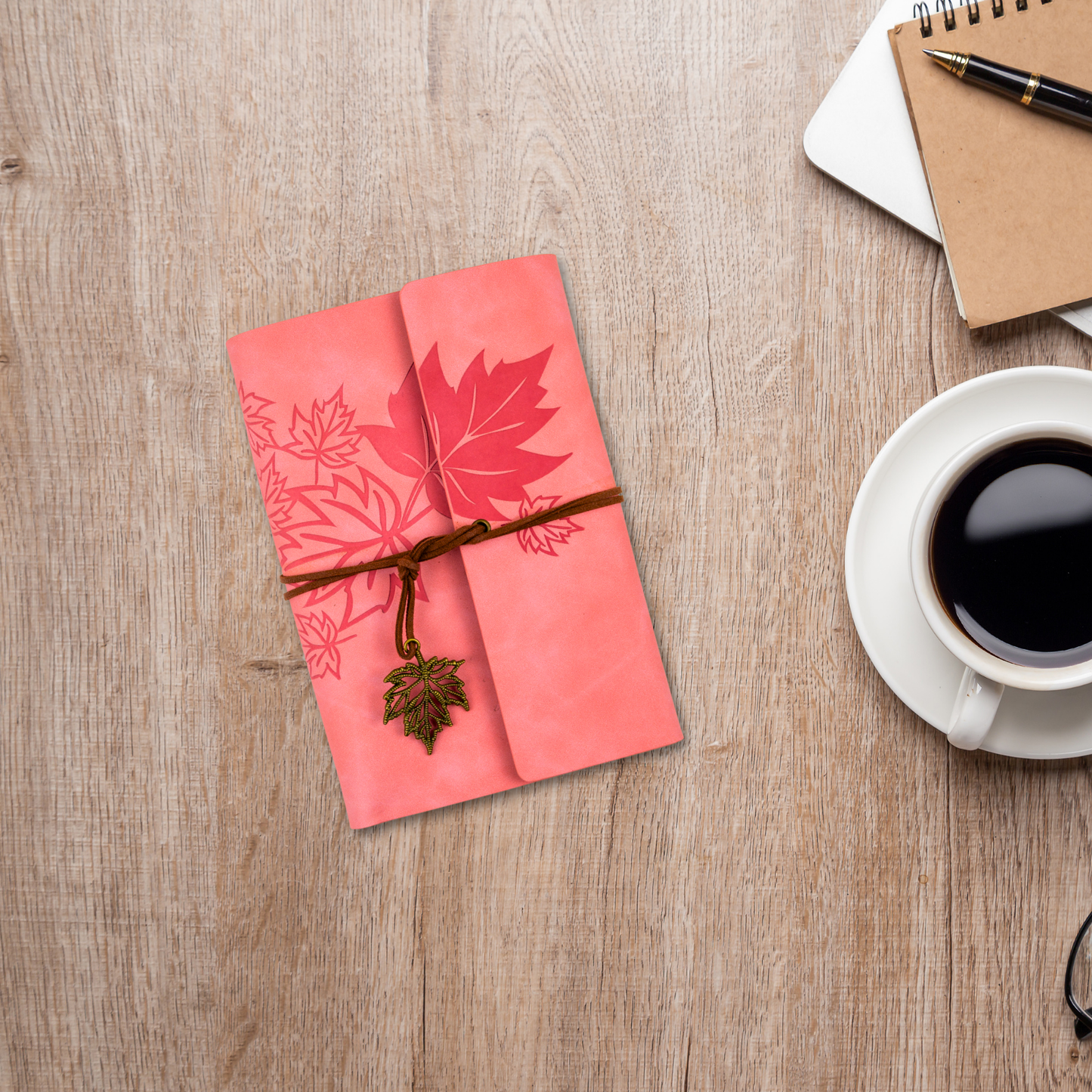 Agenda Con Tapa de Ecocuero Tamaño A6 Diseño Vintage Rosado