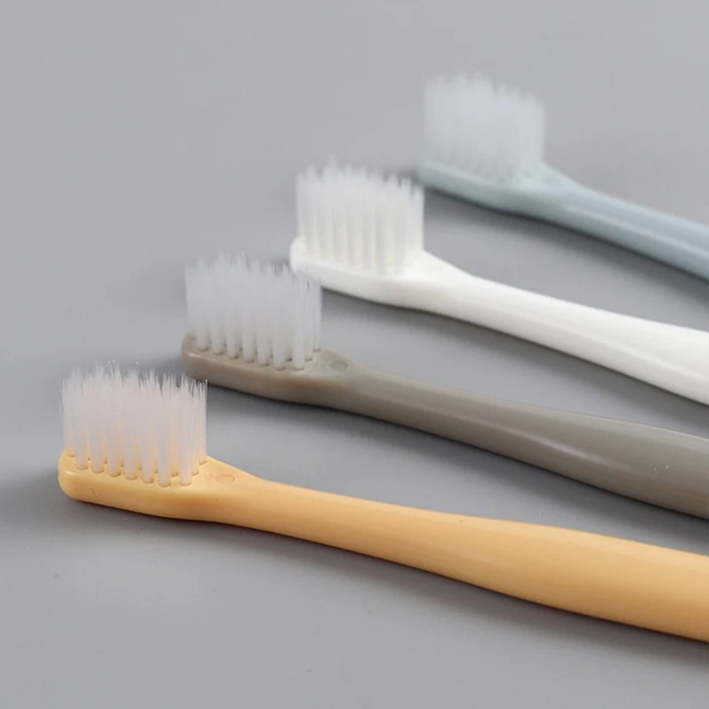 Pack 4 Cepillos De Dientes Cerdas Suaves Viajes