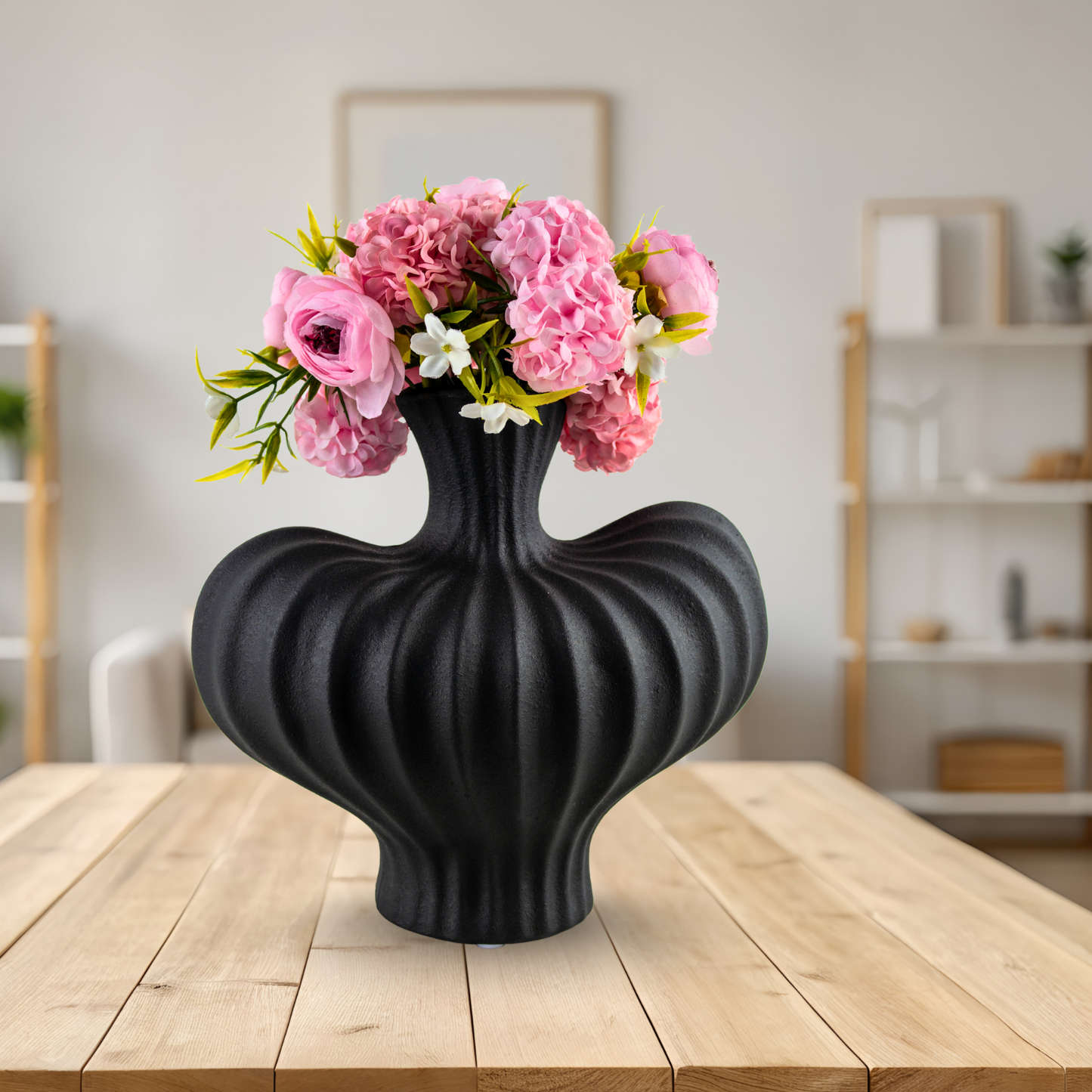 Florero Estatuilla Corazón de Porcelana Francesa Negro