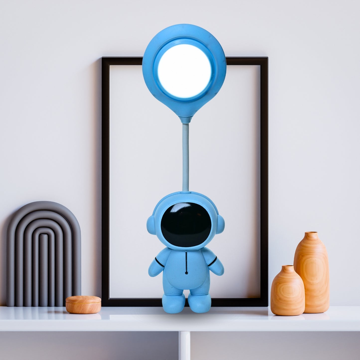 Lampara de Mesa Led Recargable Astronauta Celeste
